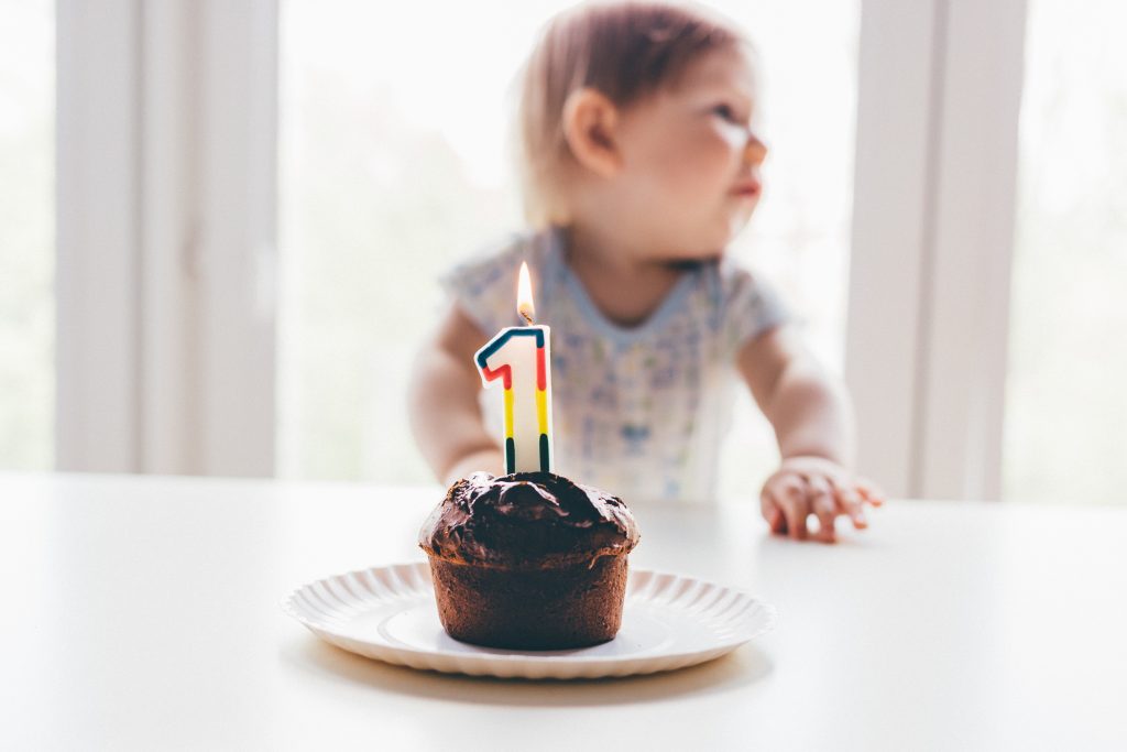 Die schönsten Ideen für den ersten Kinder Geburtstag Foto: freestocks.org / Unsplash